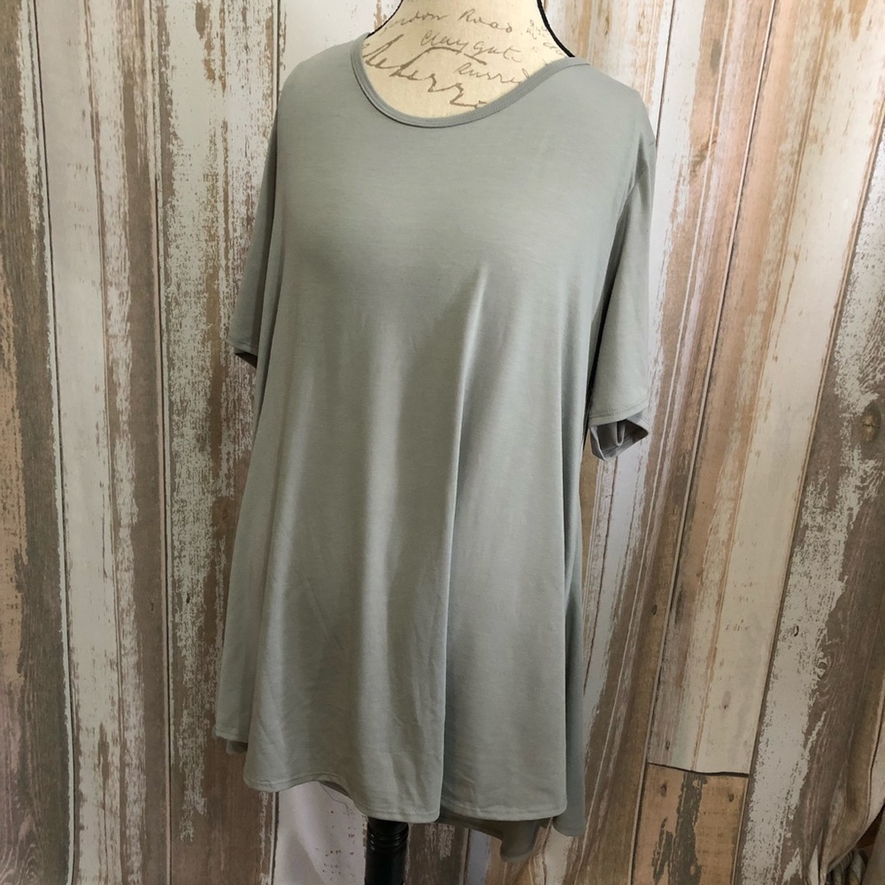 Lularoe grey Irma 3x